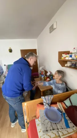 Messenger_creation_37725527-DFA4-4294-BAB5-D08A051E64A7