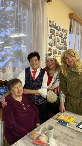 Messenger_creation_AAAEE8A7-7EB1-4C7D-9A71-E80E0A3B12C1